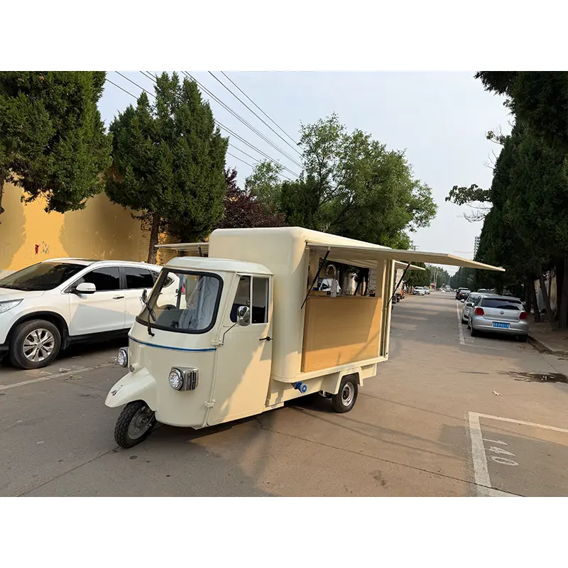 Камион за мобилен кафе-бар Piaggio Ape