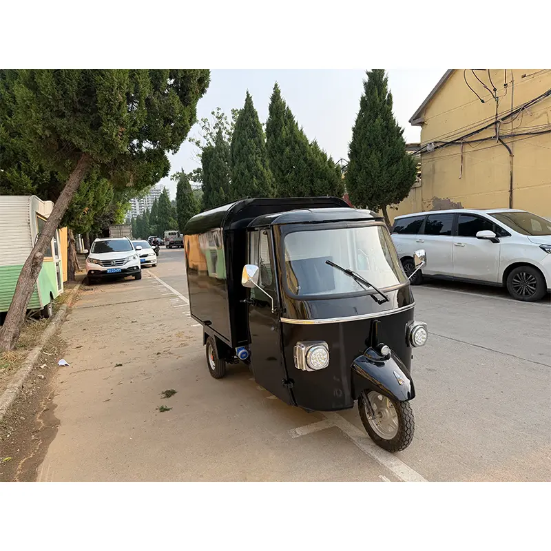 Комерцијален вендинг камион Piaggio Electric